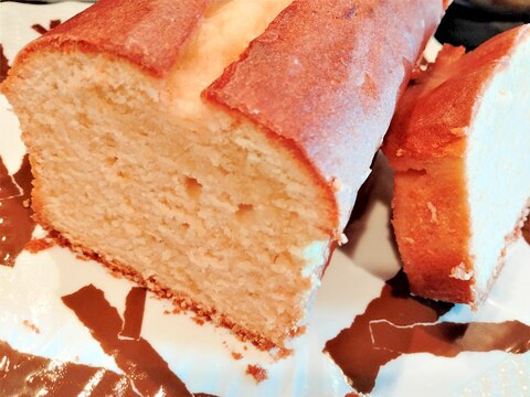 週末はフレッシュレモンのパウンドケーキで